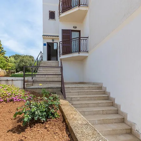 Evelyn Brostolade 3* Vrsar