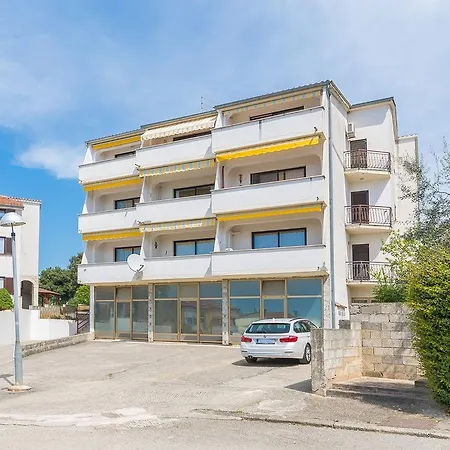 Gostinjska kuća Evelyn Brostolade