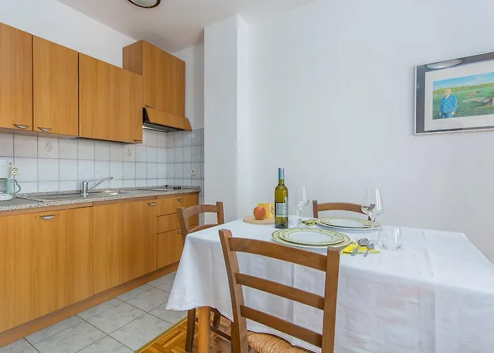 Evelyn Brostolade Gostinjska kuća 3*